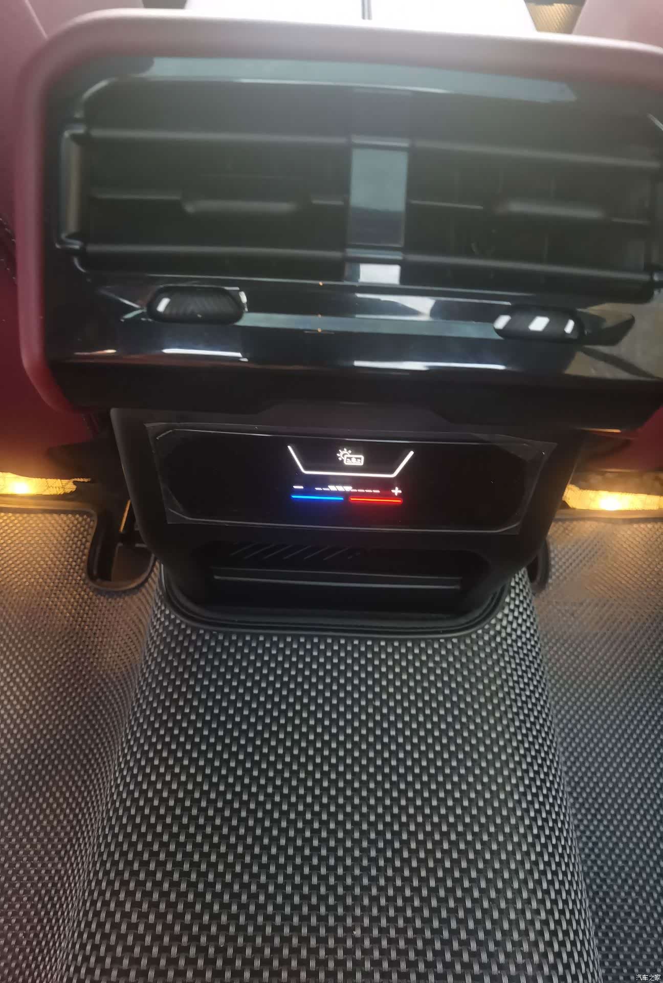 BMW i5, 2025 15