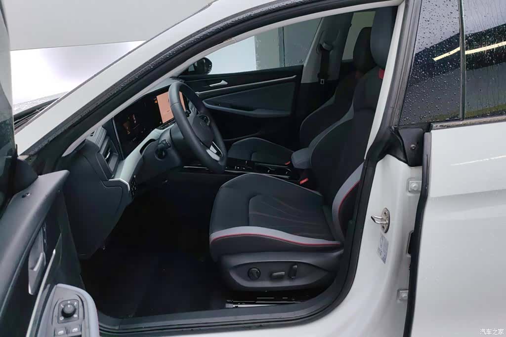 Volkswagen Lamando, 2025 9