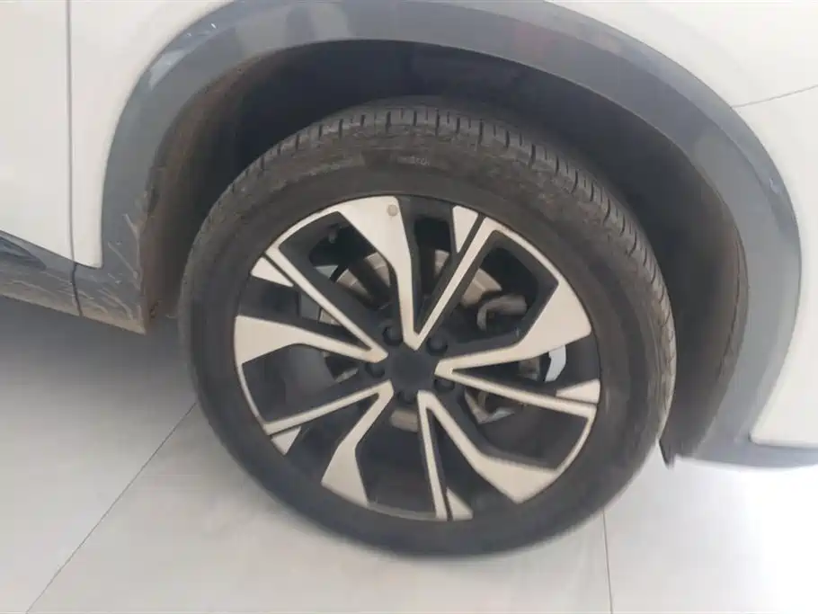 Geely Tugella (рест)