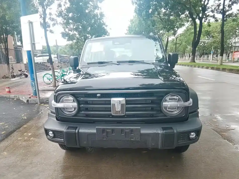Tank 300 Tank 300