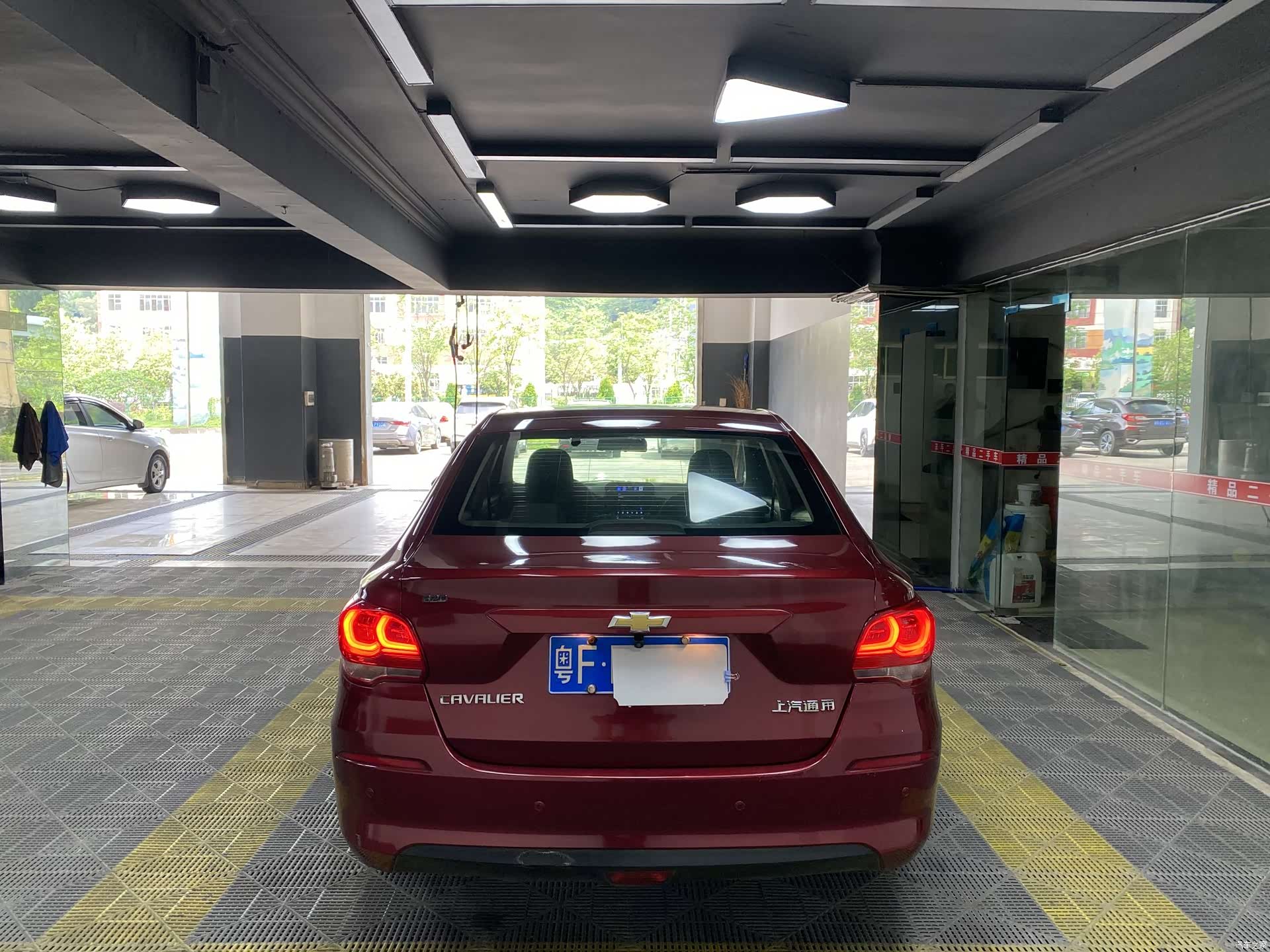 Chevrolet 320, 2019 3
