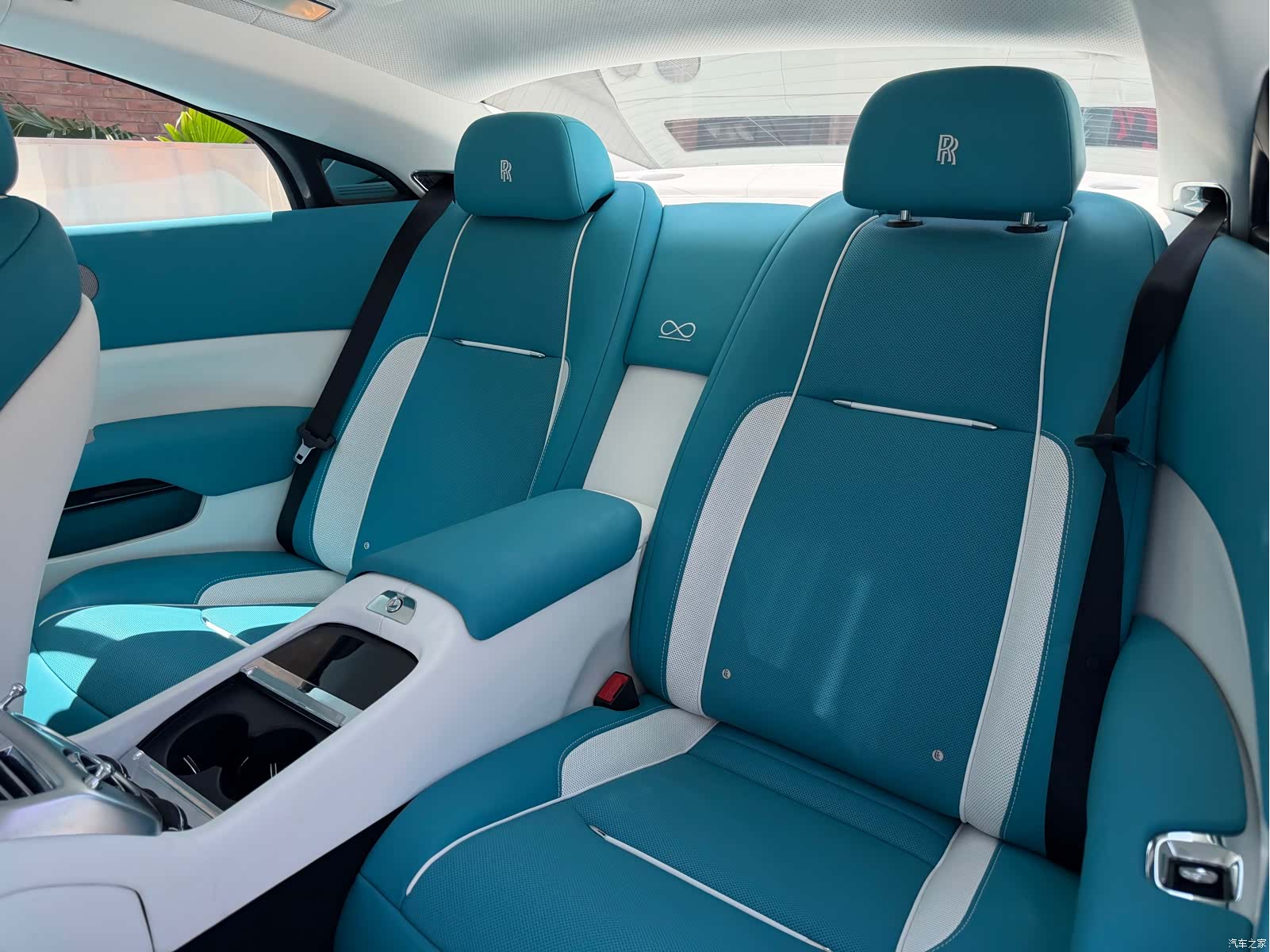 Rolls-Royce Wraith, 2017 9