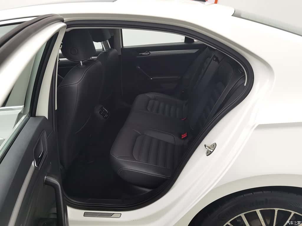 Volkswagen Lamando, 2017 15