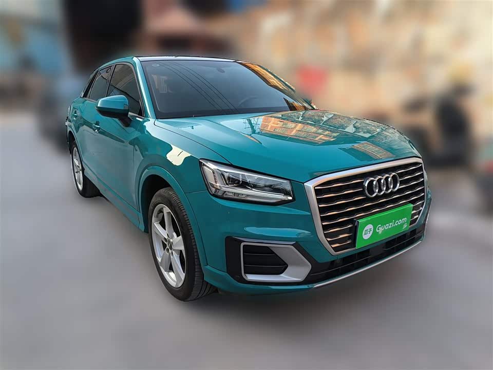 Audi Q2L