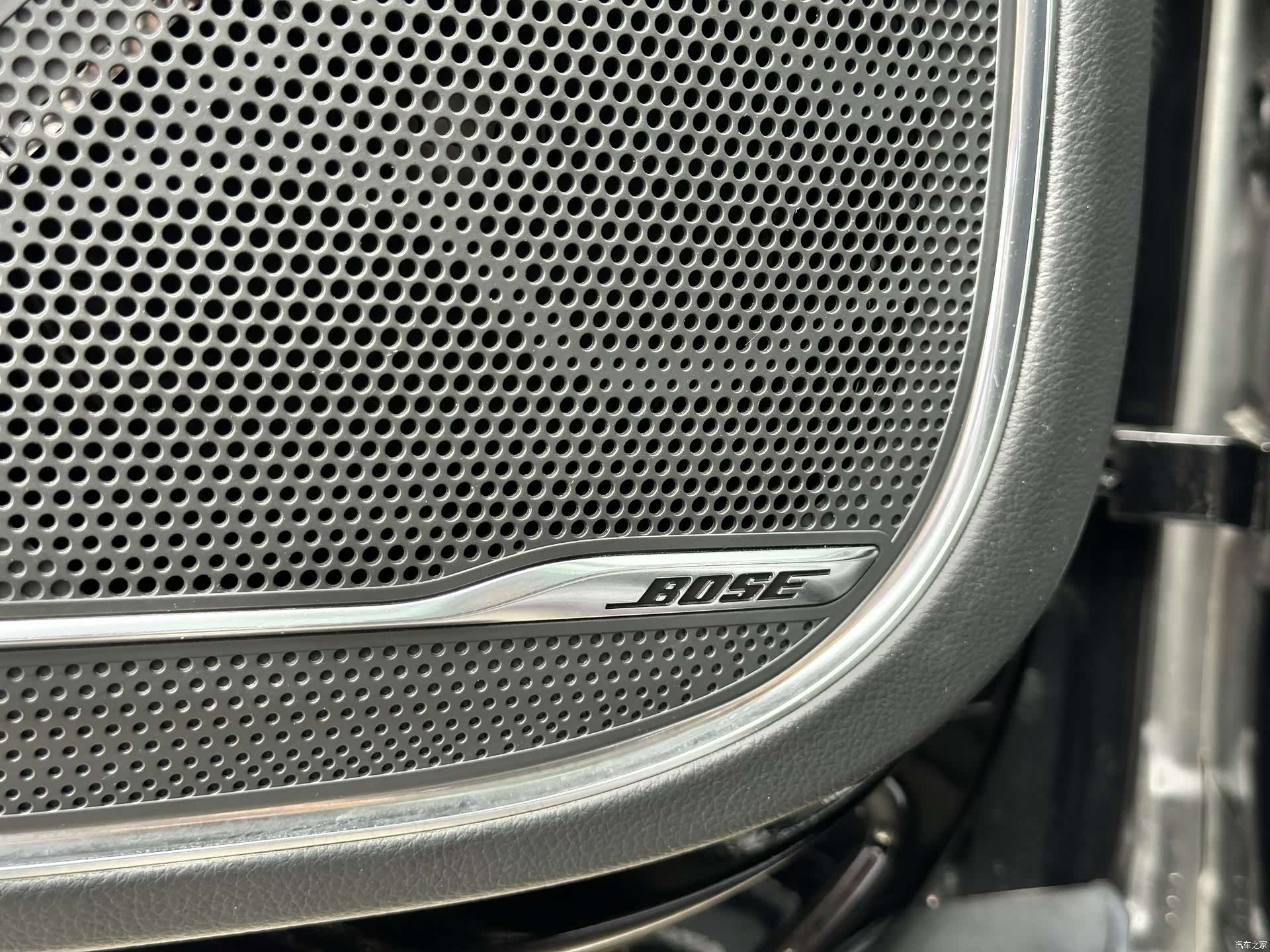 Hongqi H9, 2022 10