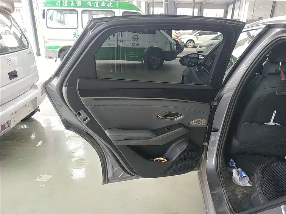 BYD Qin L
