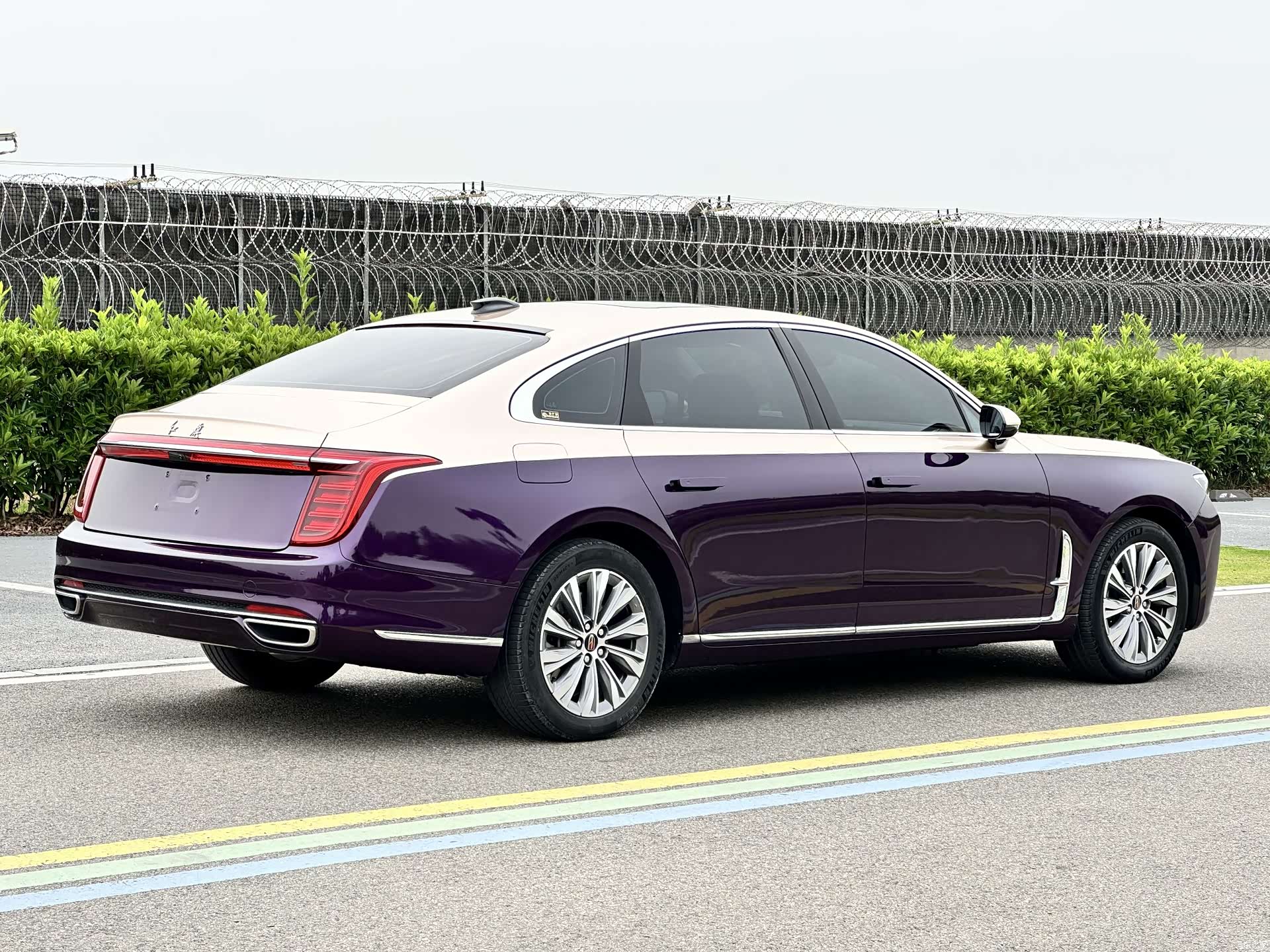 Hongqi H9, 2022 6