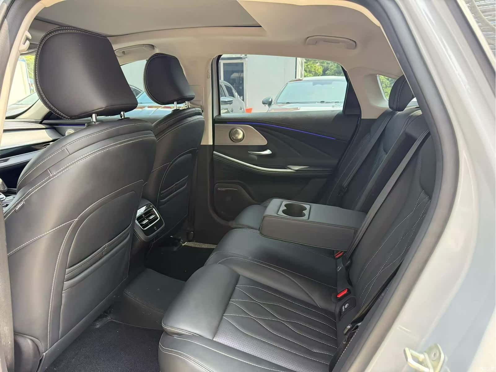 Chery Arrizo 8, 2022 все фото