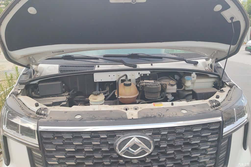 Maxus V80, 2023 10