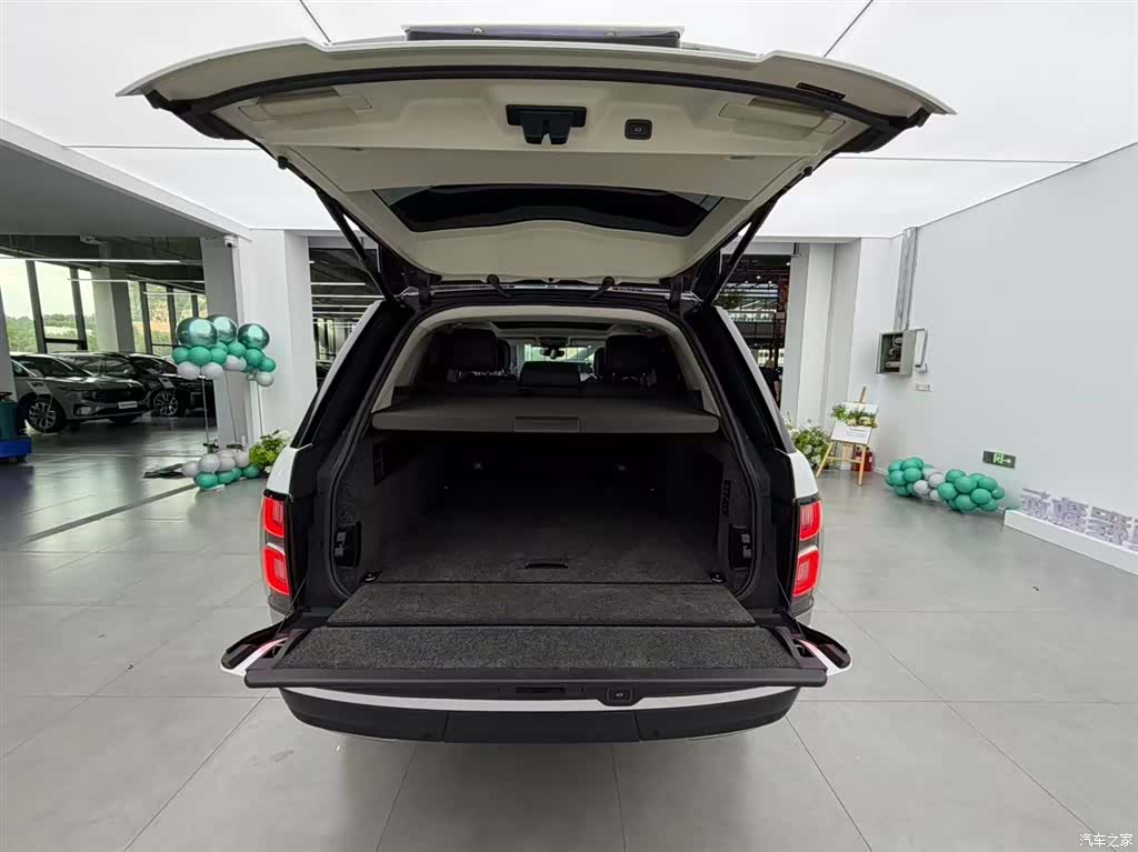 Land Rover Range Rover, 2019 28