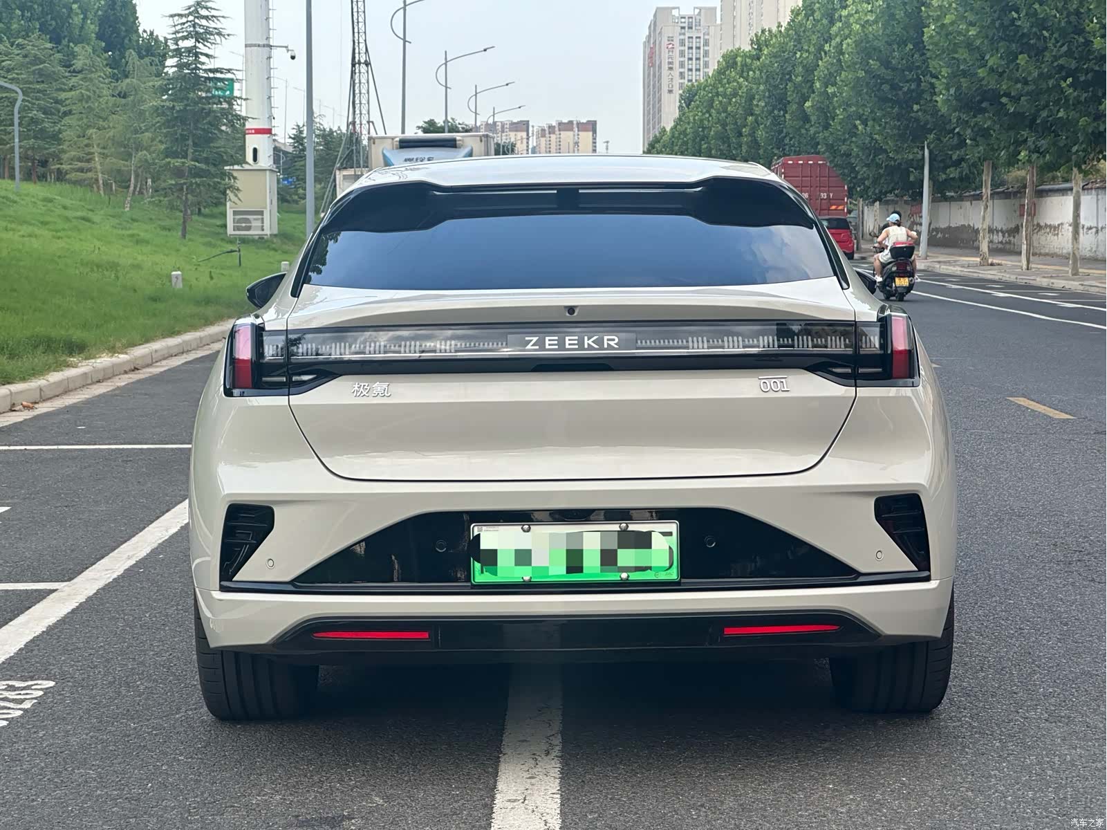 Zeekr 001, 2026 8