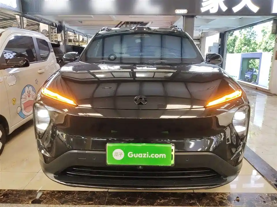 NIO ES7