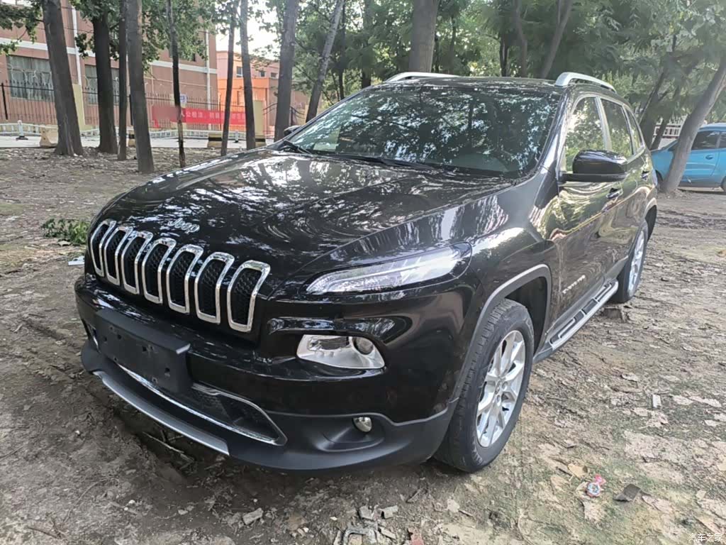 Jeep Cherokee, 2018 1