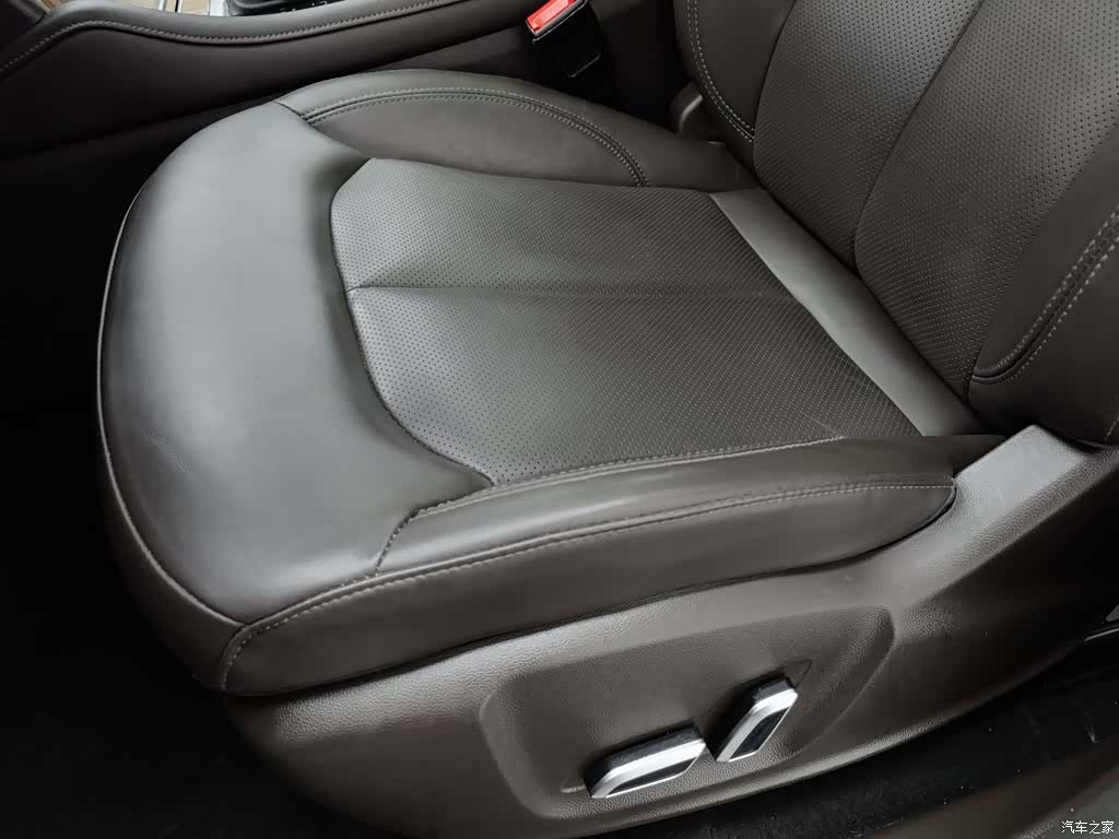 Roewe RX8, 2021 20