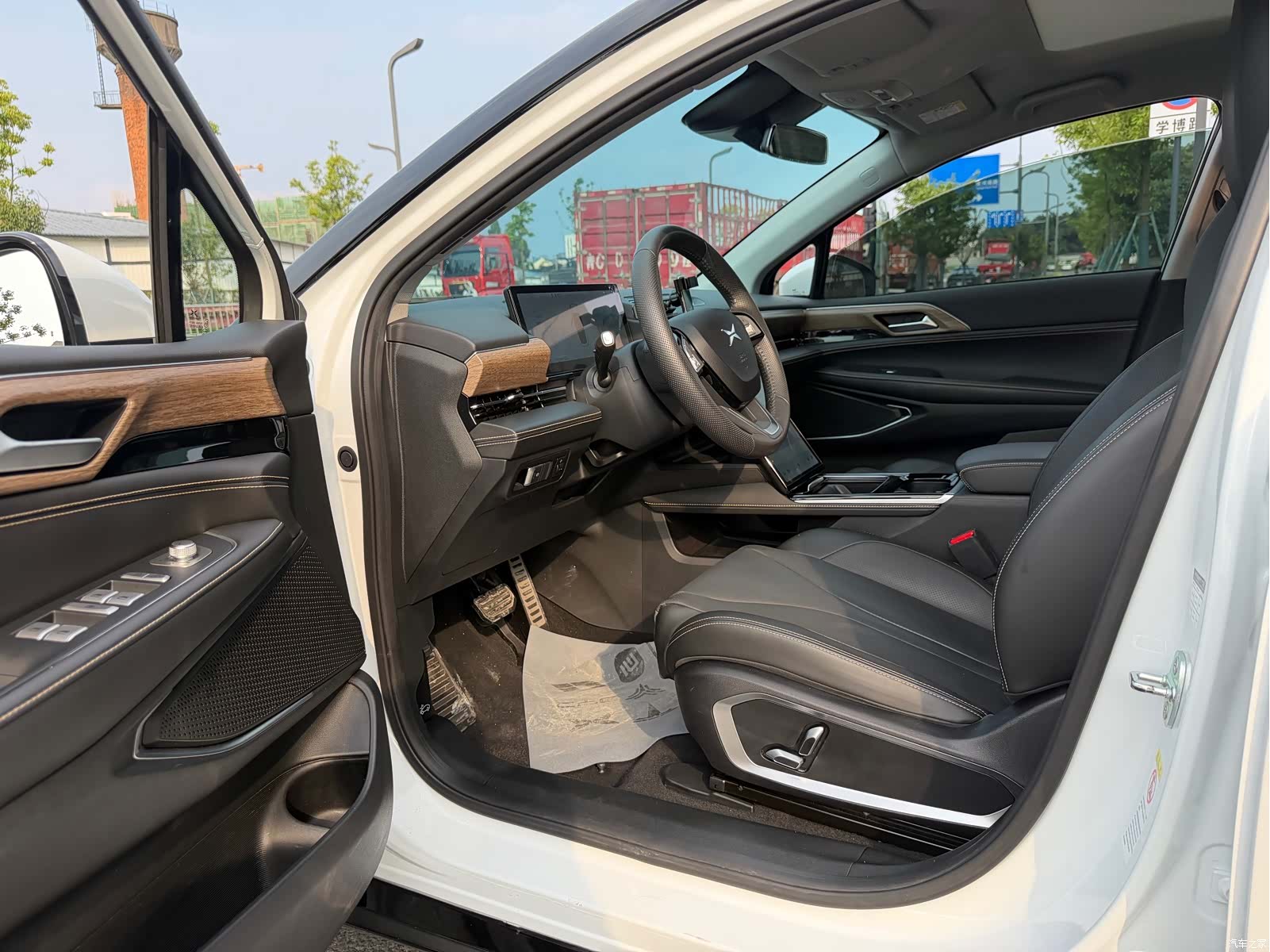 Xpeng P5, 2023 9