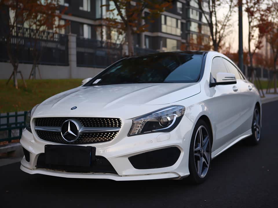 Mercedes-Benz CLA