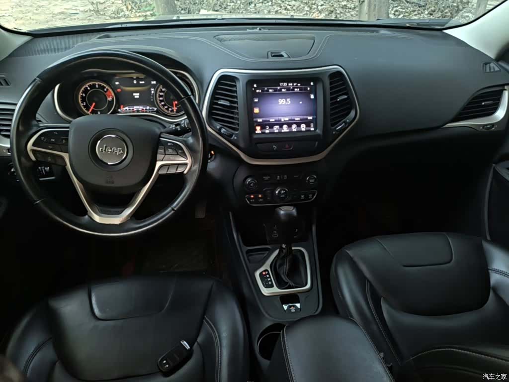 Jeep Cherokee, 2018 10