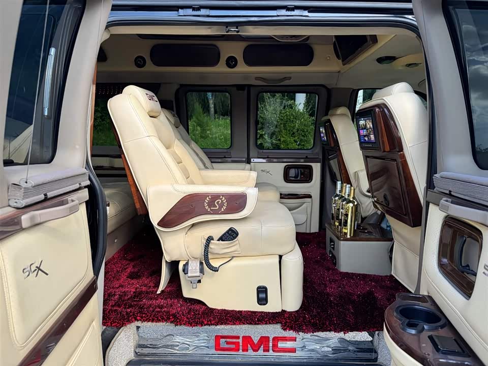 GMC SAVANA