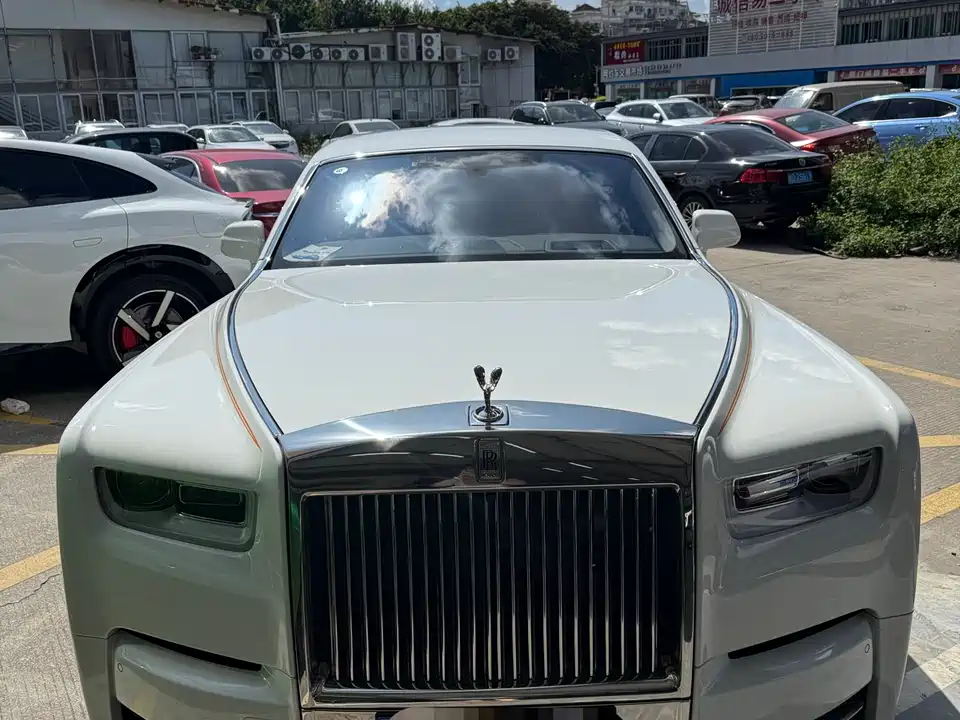 Rolls-Royce Phantom