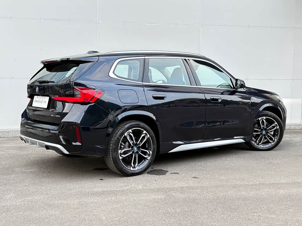 BMW iX1 BMW iX1