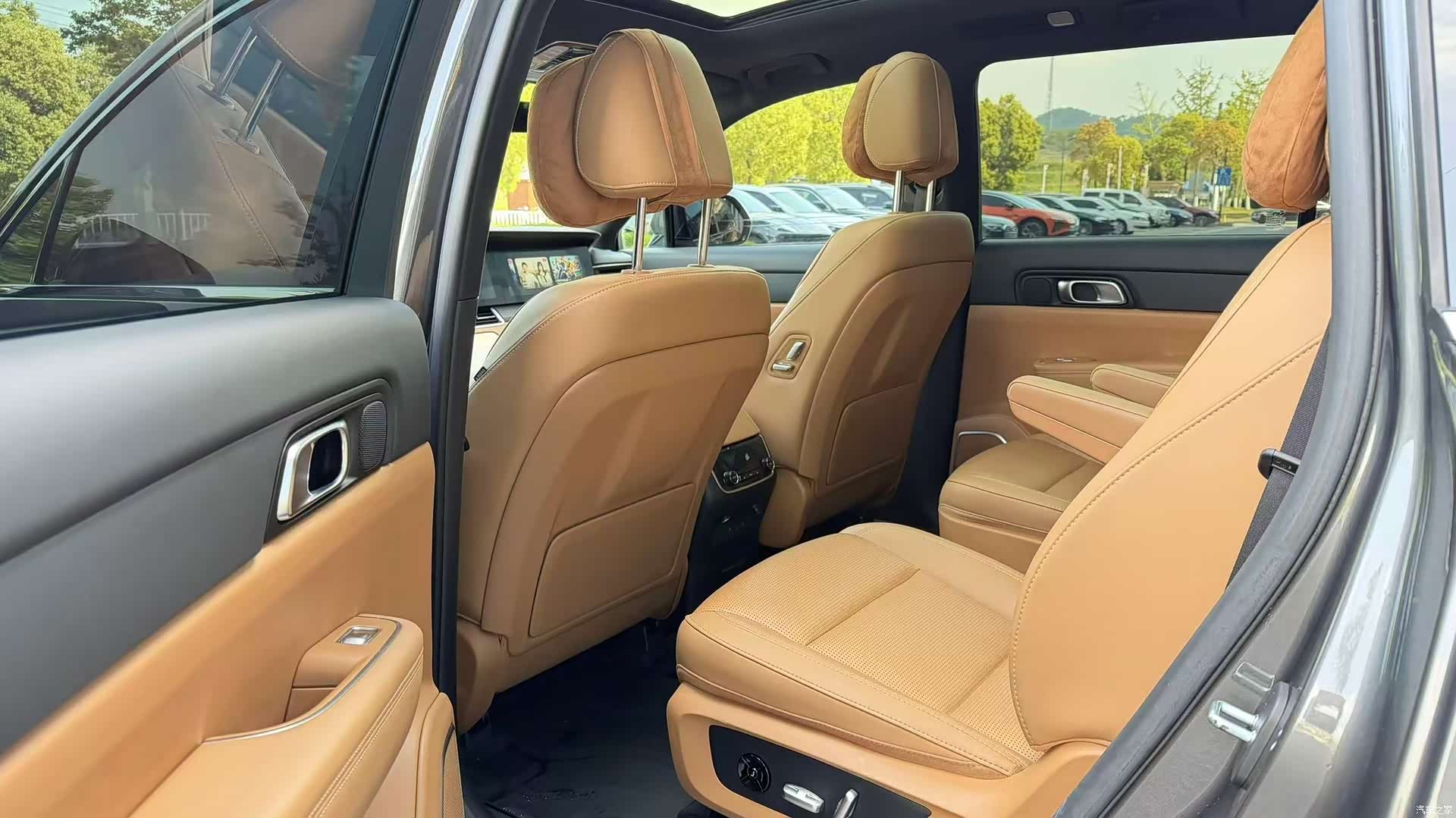 Li Auto ONE, 2022 все фото