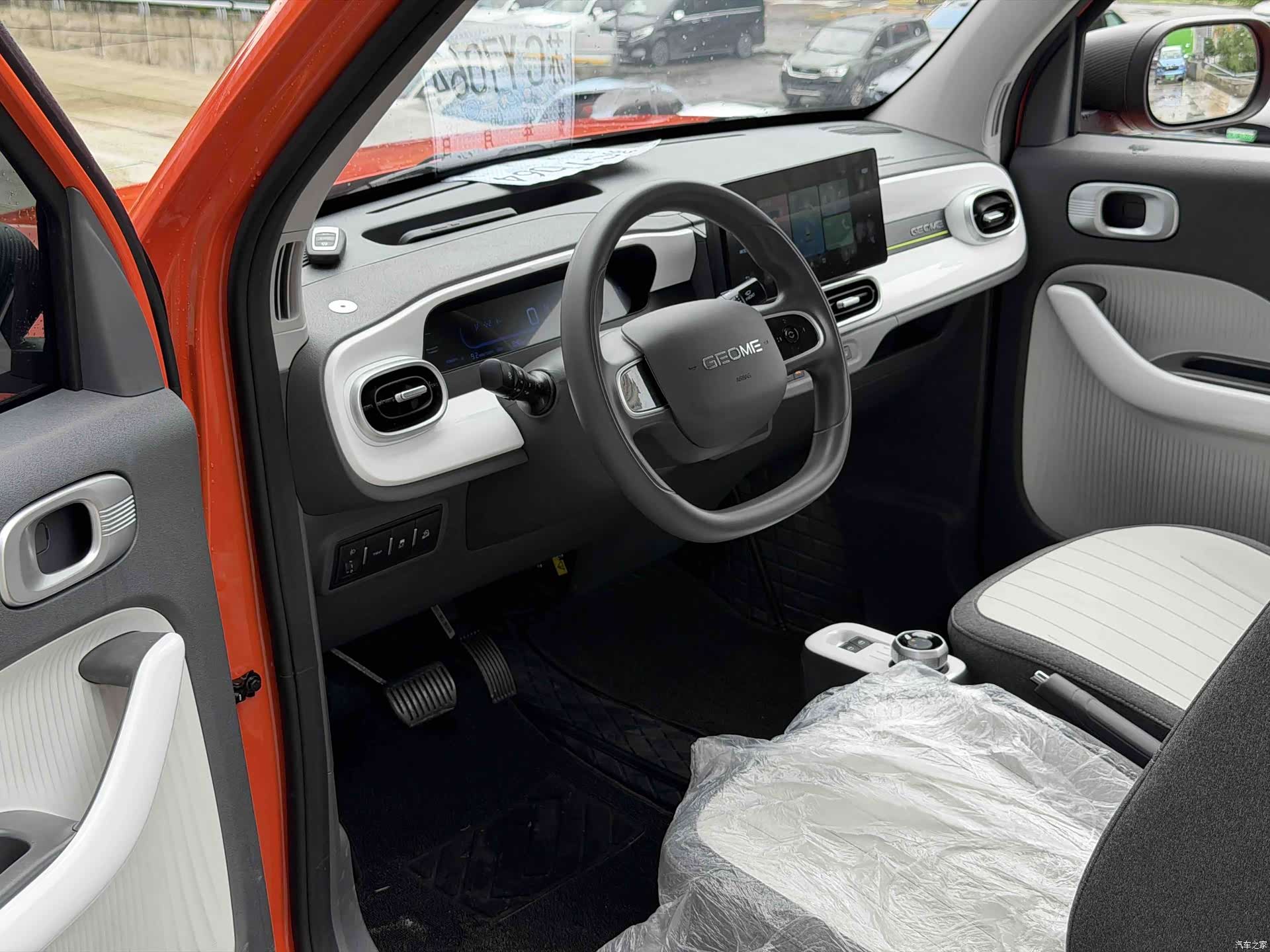 Geely Panda, 2026 17