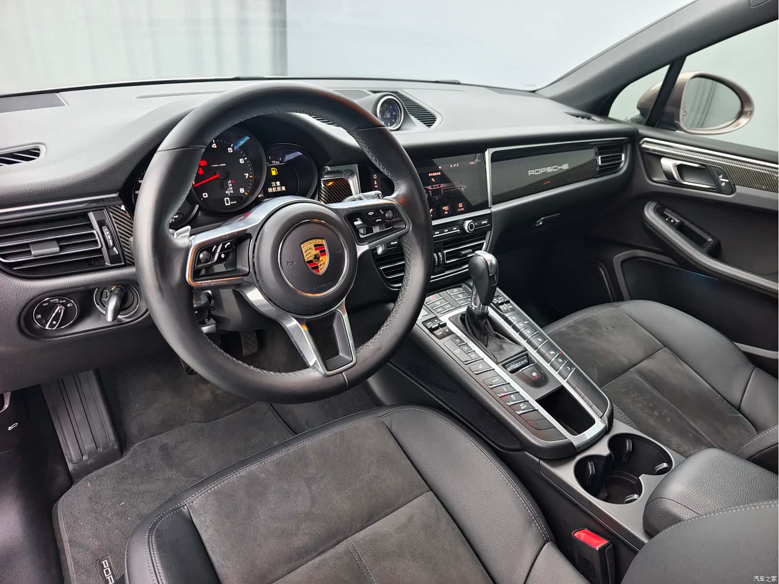 Porsche Macan, 2019 9