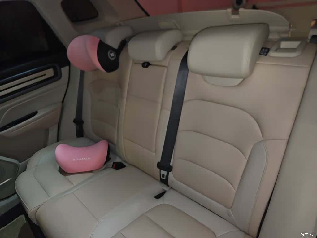 Geely Icon, 2024 18