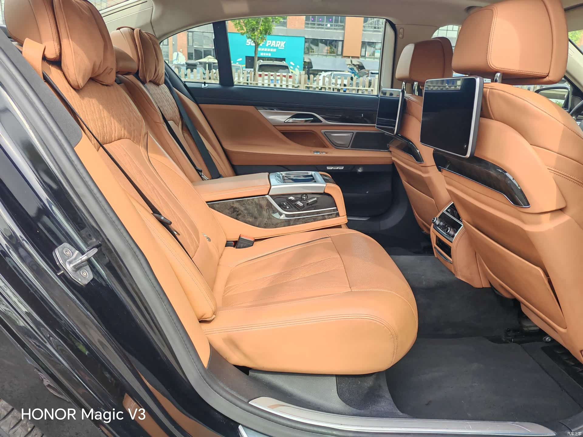 BMW 7 Series, 2017 23