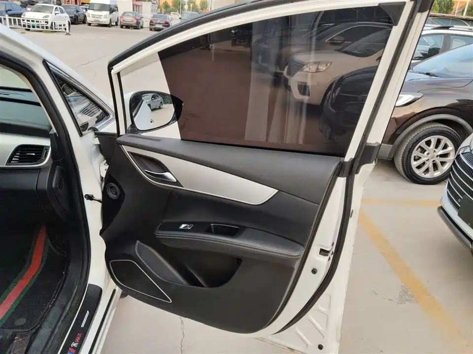 BYD Song MAX BYD Song MAX