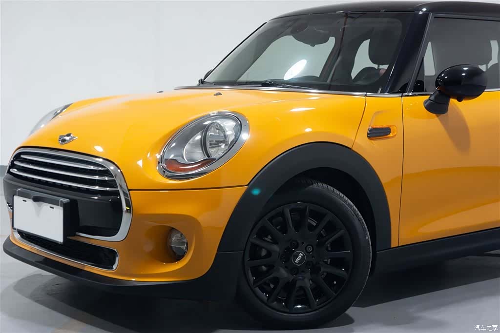 Mini Cooper, 2018 3