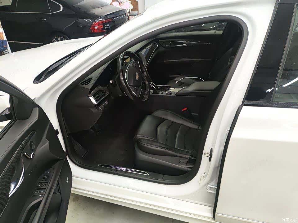 Cadillac CT6, 2021 3