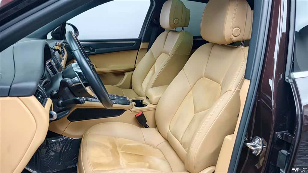 Porsche Macan, 2017 12
