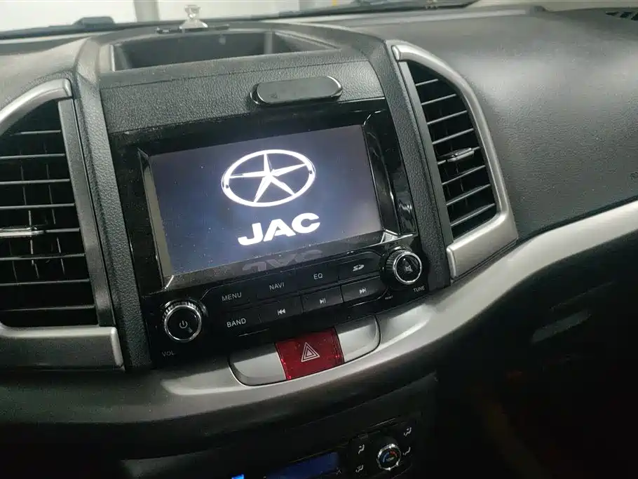 JAC Ruifeng S3