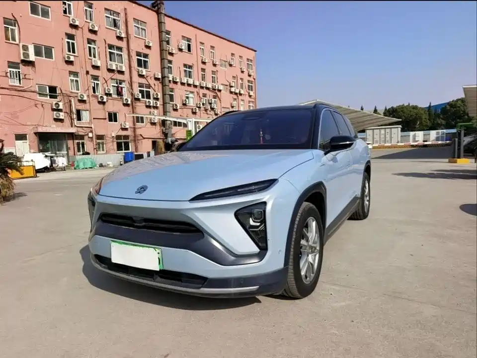 NIO ES6
