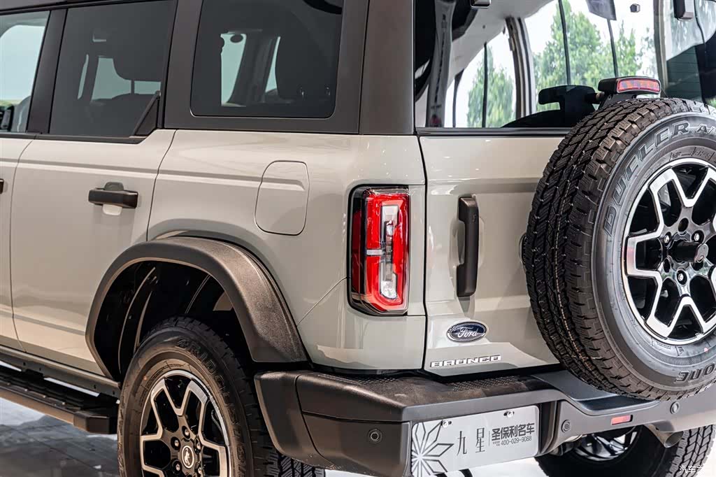 Ford Bronco, 2025 18