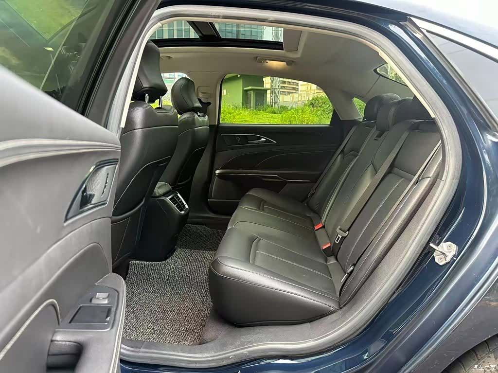 Ford Taurus, 2017 12