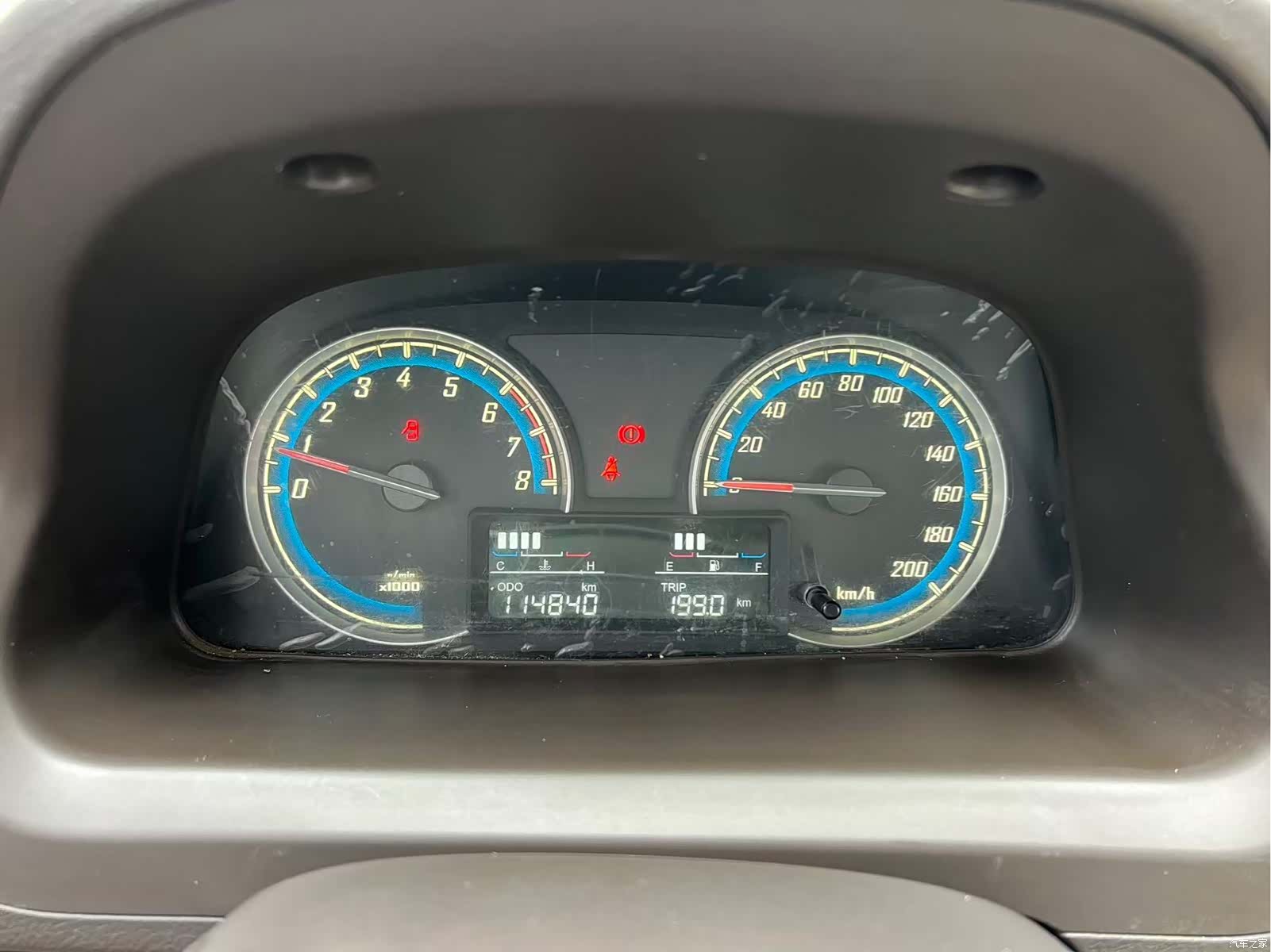 Wuling 730, 2015 9