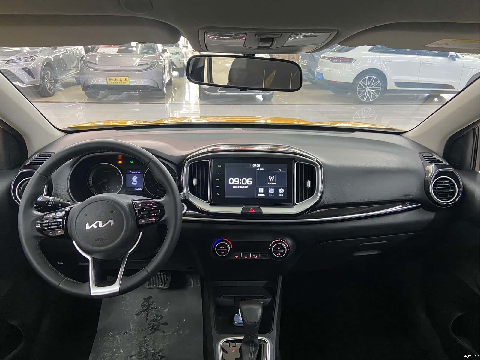 Kia KX1, 2022 9