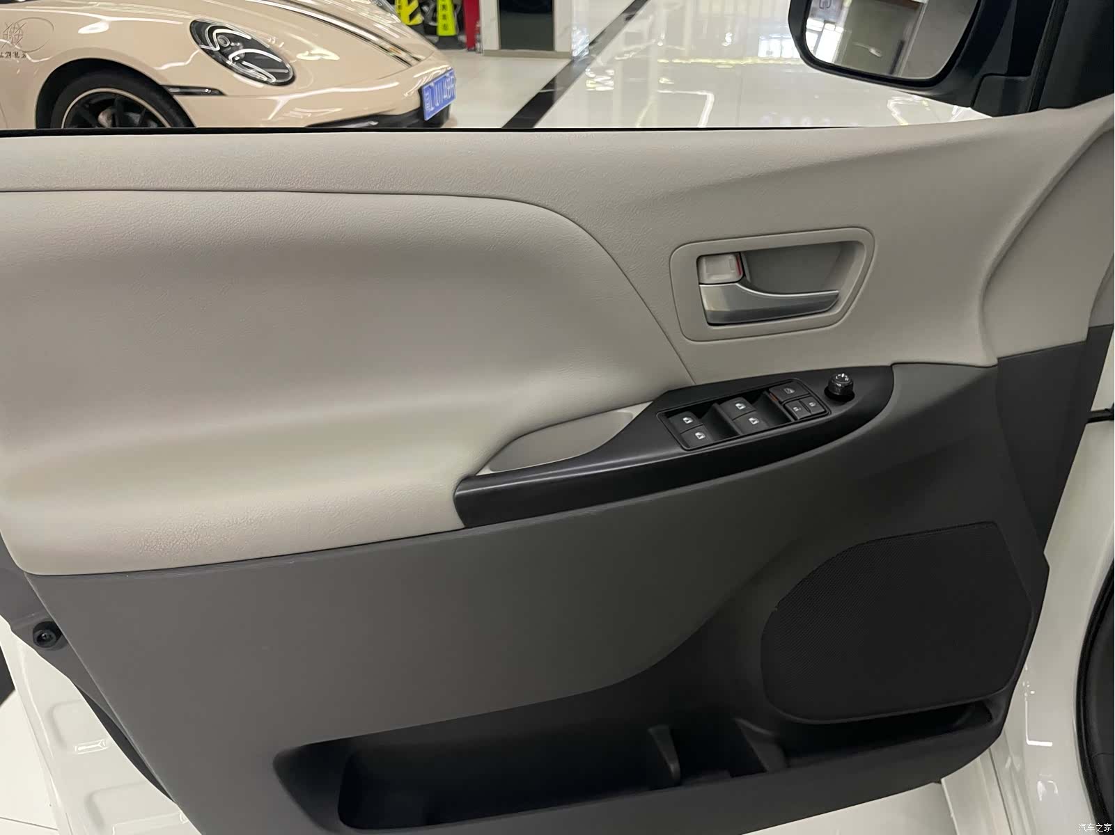 Toyota Sienna, 2016 29