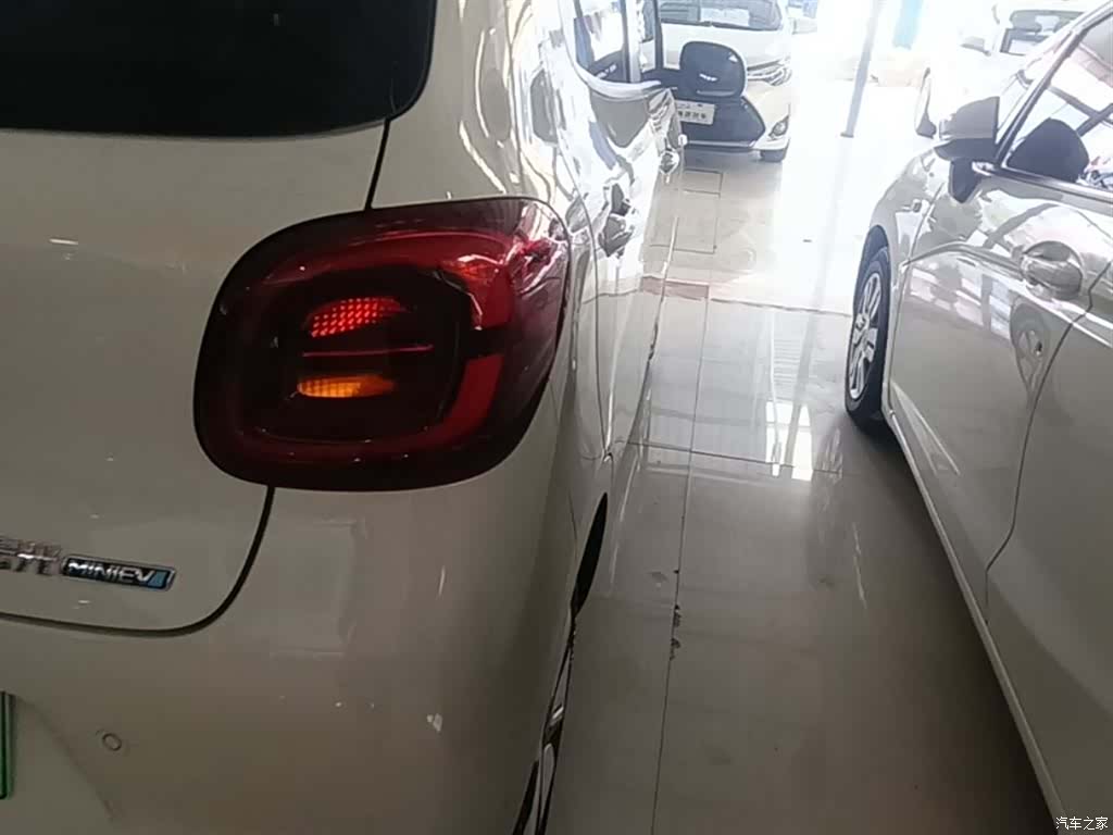 Wuling MINIEV, 2025 8