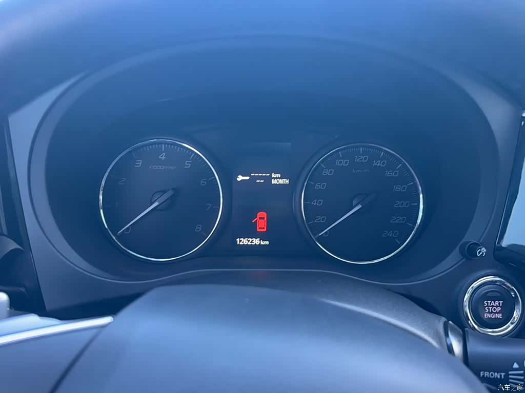 Mitsubishi Outlander, 2015 9