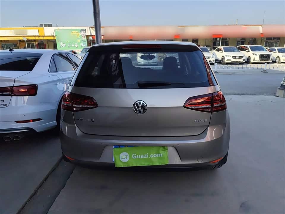 Volkswagen golf