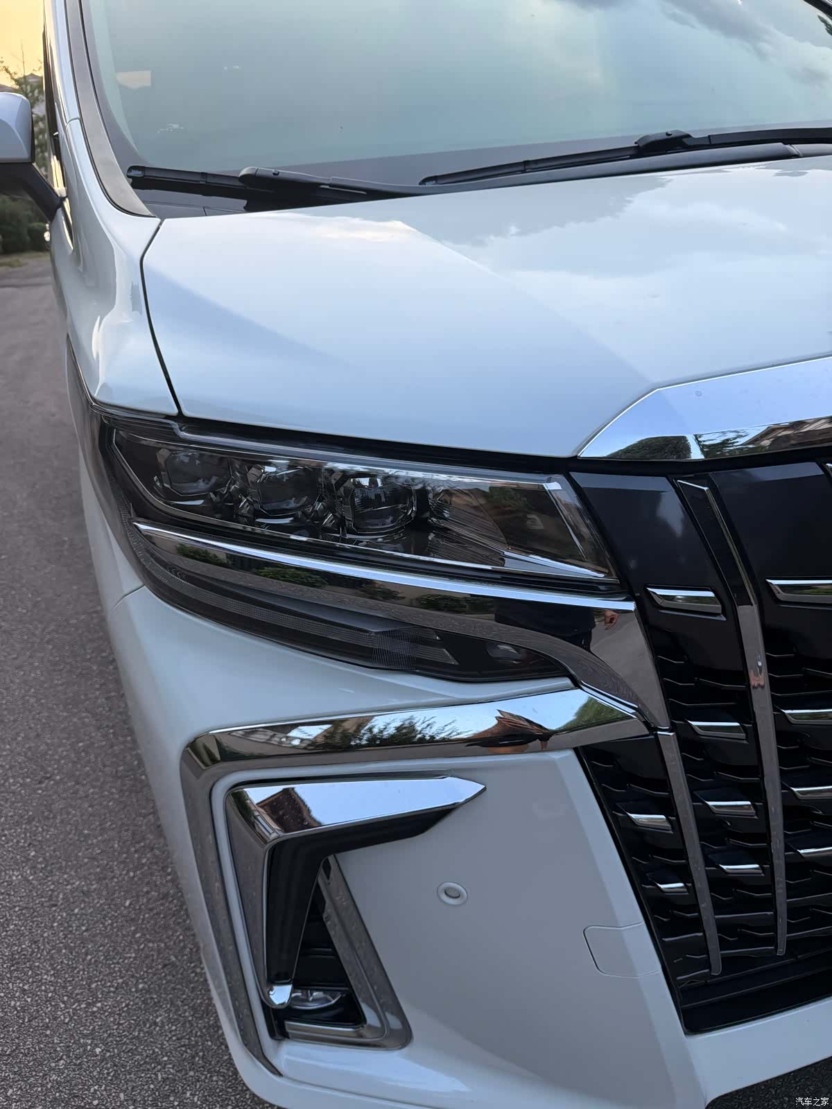Toyota Alphard, 2017 все фото