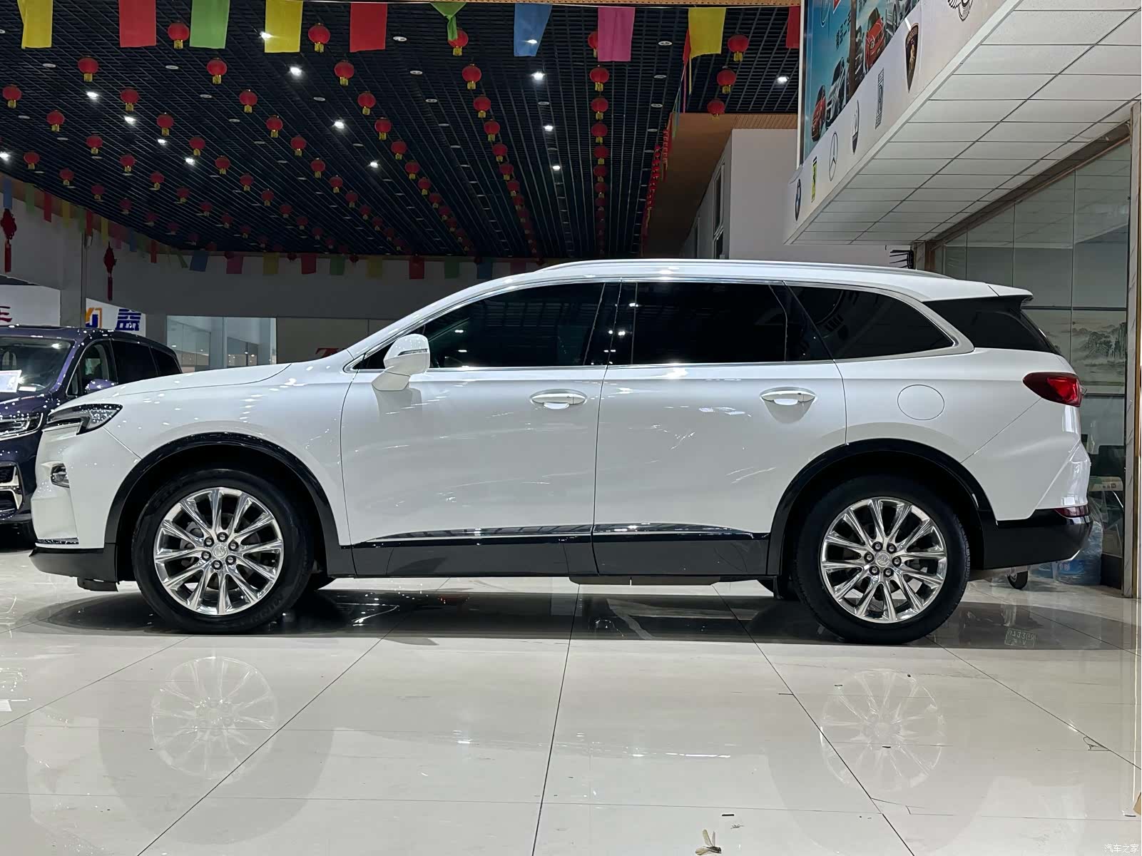 Buick Enclave, 2021 3