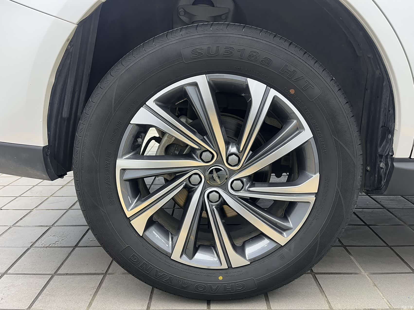 Geely X6, 2022 20