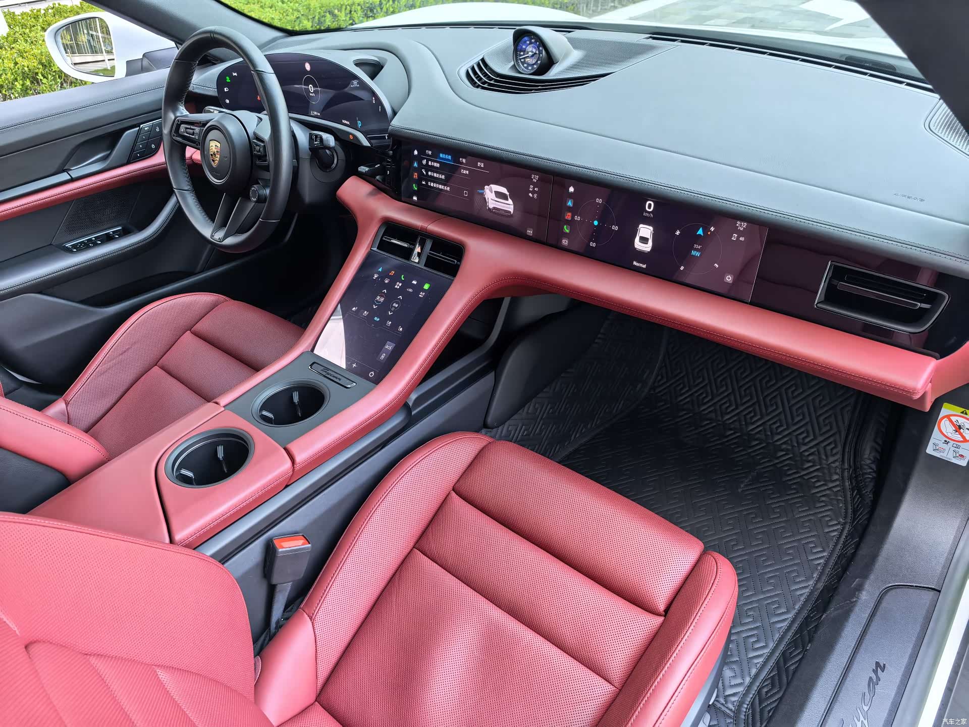 Porsche Taycan, 2023 35
