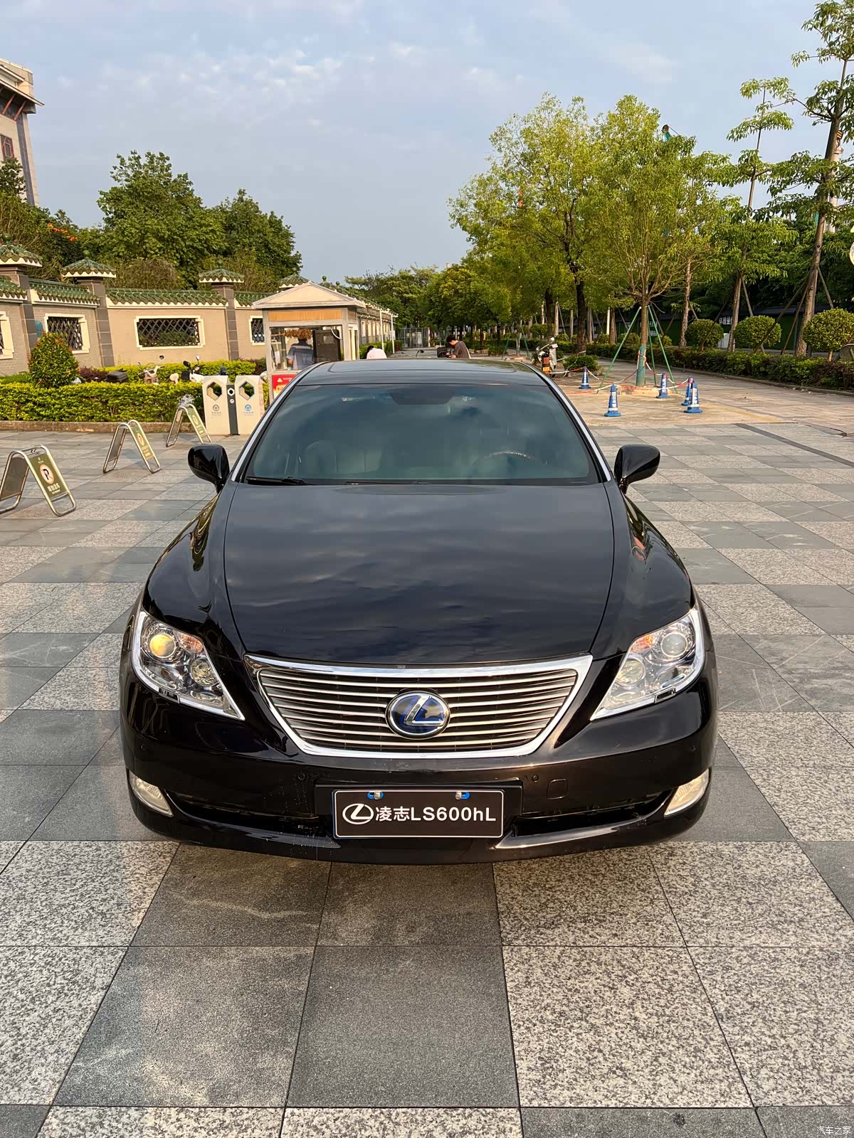Lexus LS, 2009 2