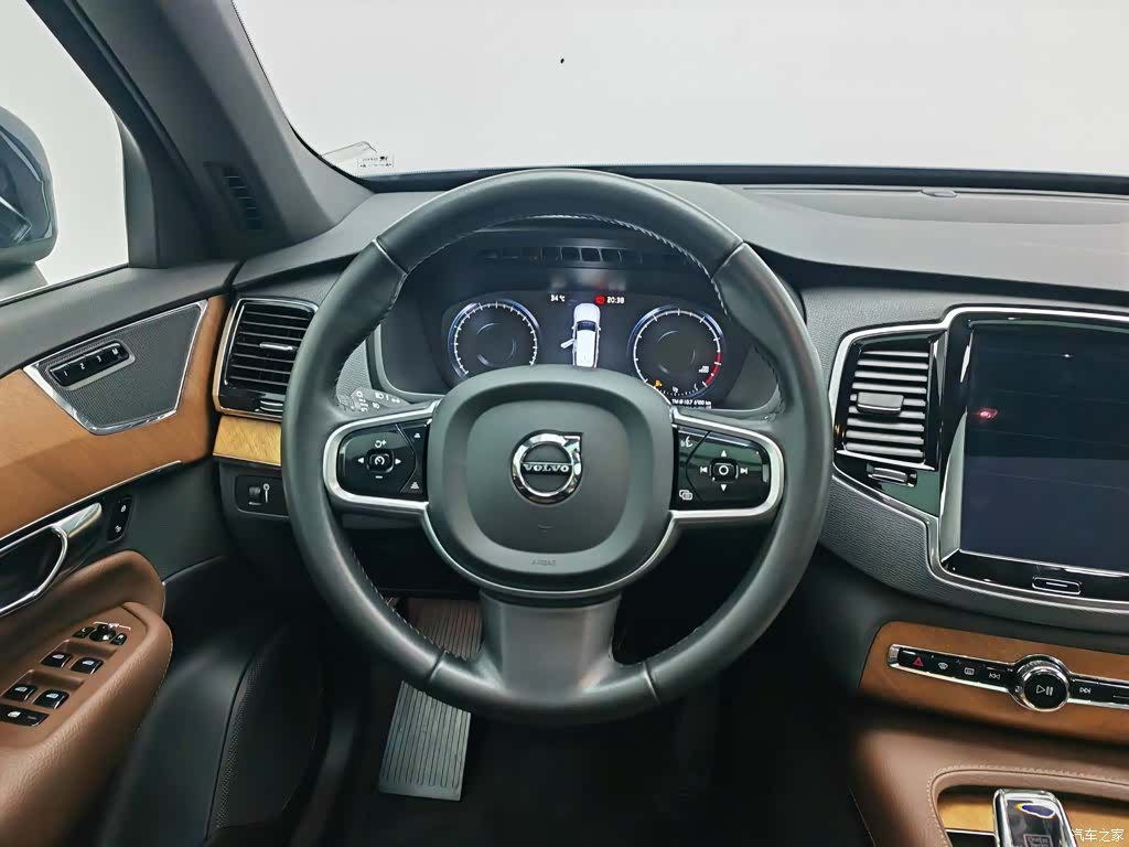 Volvo XC90, 2022 11