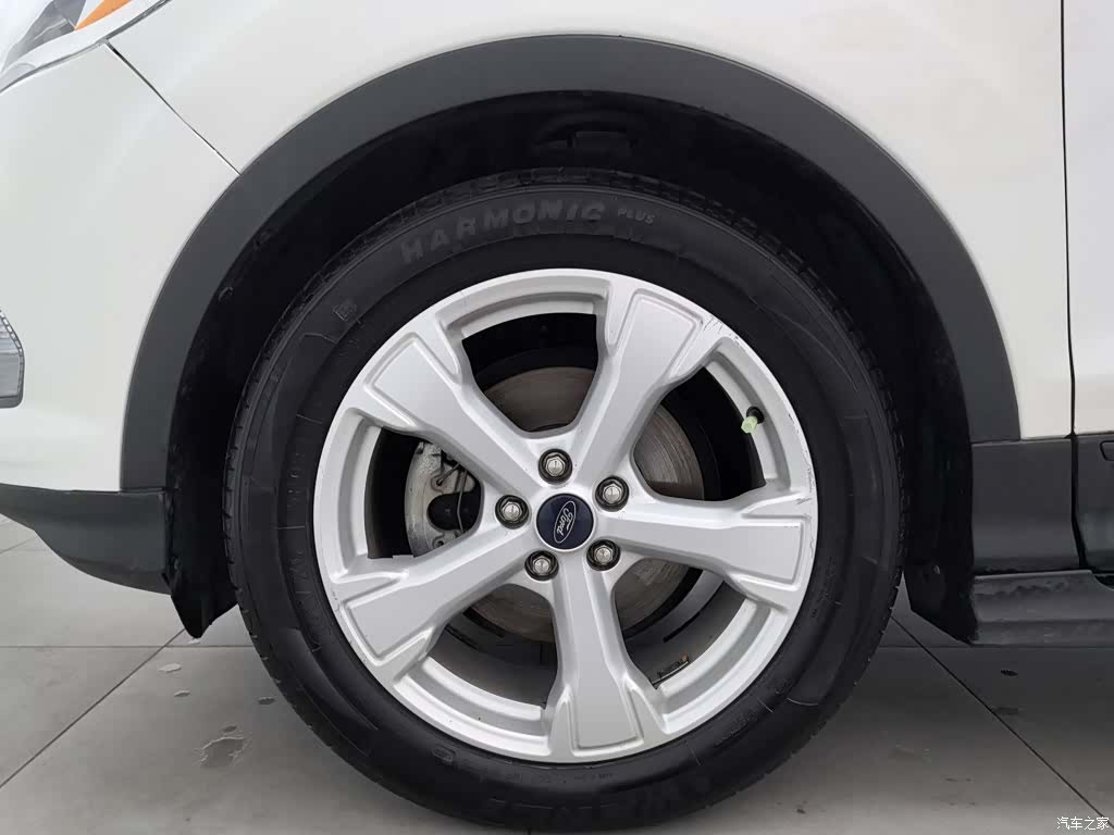 Ford Kuga, 2017 17
